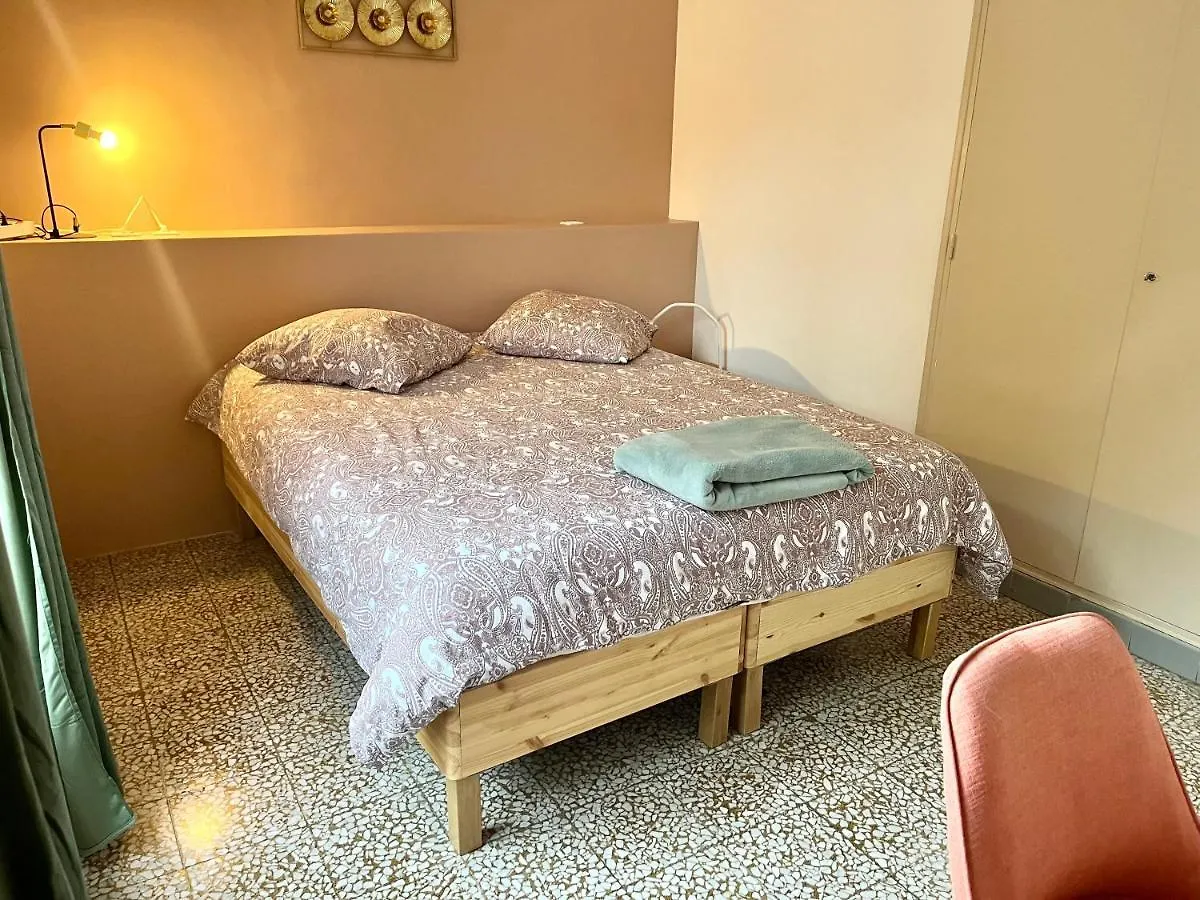 Bel Appartement Lumineux Et Calme A 10Min A Pied Du Centre Aix Avec Parking Et Air Conditionne Экс-ан-Прованс 0*,  Франция